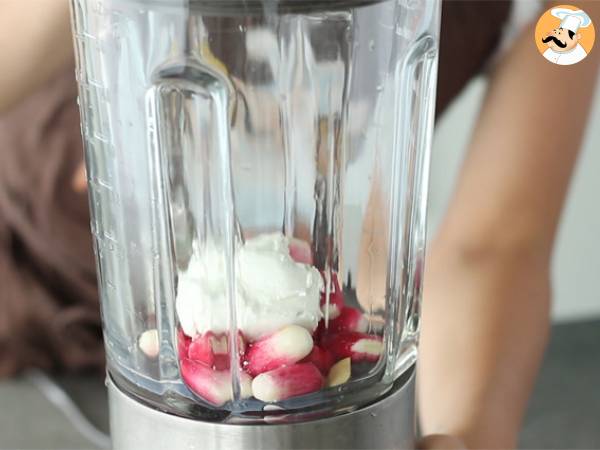 Sopa fría de rábano - Preparación paso 1