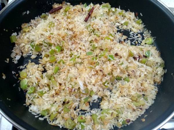 Arroz especiado con berenjenas melosas (una estupenda receta vegana) - Preparación paso 3