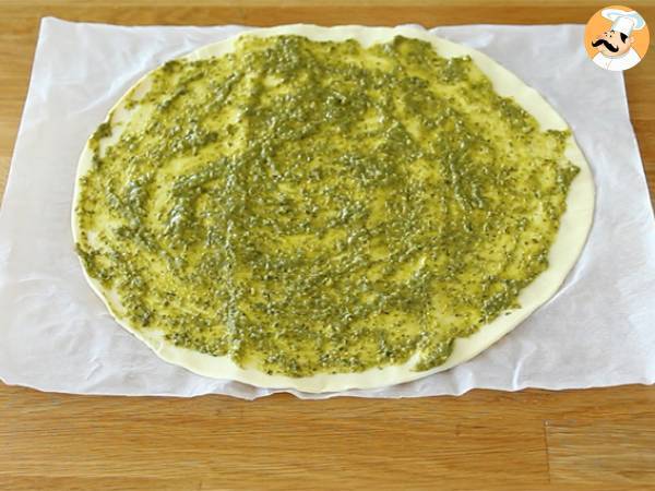 Sol de hojaldre al pesto - Preparación paso 1