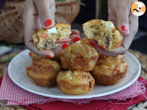 Muffins de atún, tomate y feta - Preparación paso 5