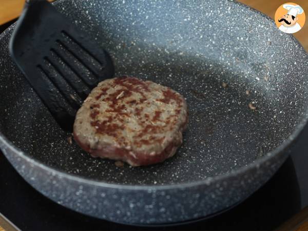 Hamburguesa monstruosa (Halloween) - Preparación paso 3