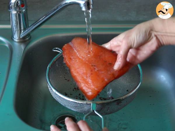 Gravlax, el salmón marinado sueco - Preparación paso 4