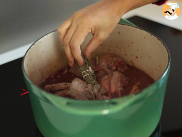 Gallo al vino (coq au vin) - Preparación paso 3