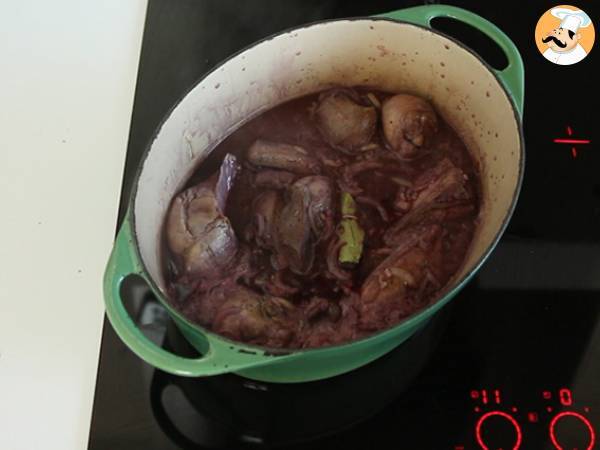 Gallo al vino (coq au vin) - Preparación paso 4