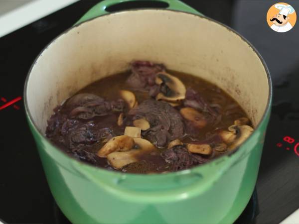 Gallo al vino (coq au vin) - Preparación paso 5