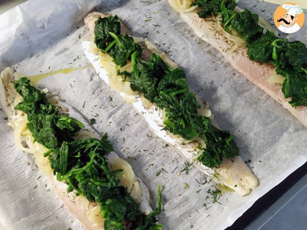 Merluza en hojaldre con espinacas - Preparación paso 3