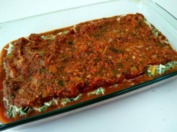 Lasaña de espinacas, con un potente sabor a espinaca - Preparación paso 16