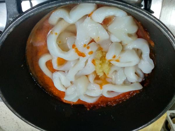 Calamares en salsa americana {perfecta para llevar al trabajo y congelar} - Preparación paso 8