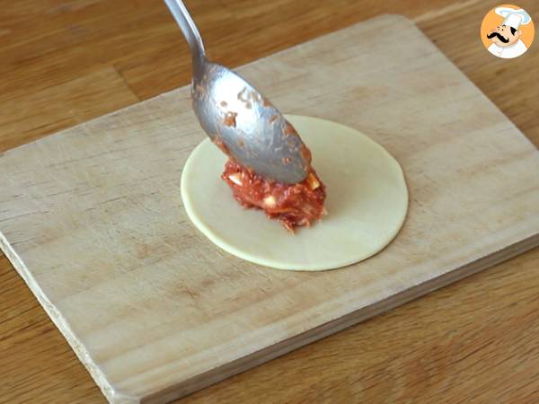 Empanadillas de atún con masa casera - Preparación paso 7