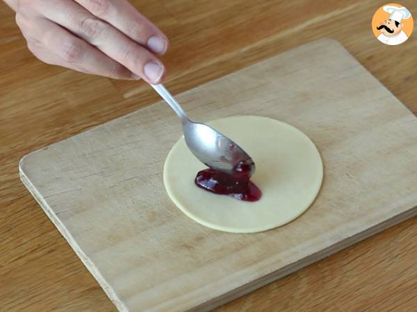 Empanadillas dulces con mermelada - Preparación paso 6