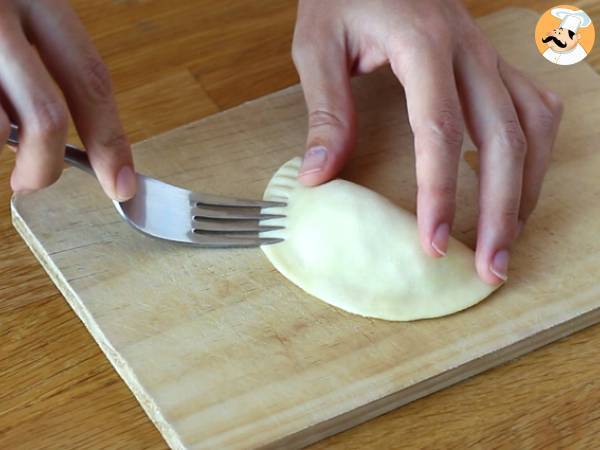 Empanadillas dulces con mermelada - Preparación paso 7