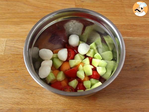 Ensalada de melón sobre melón - Preparación paso 3