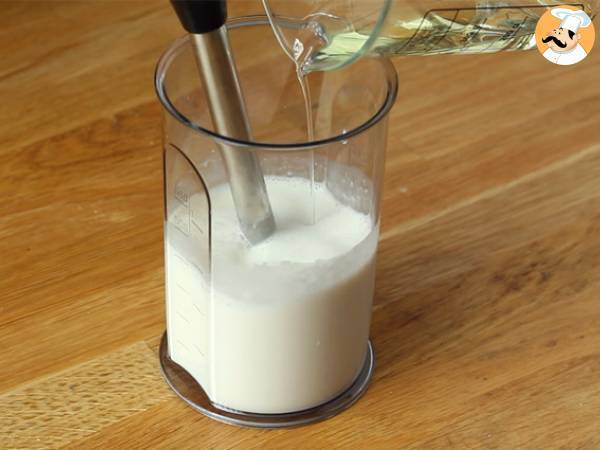 Lactonesa. Mayonesa de leche, sin huevo - Preparación paso 2