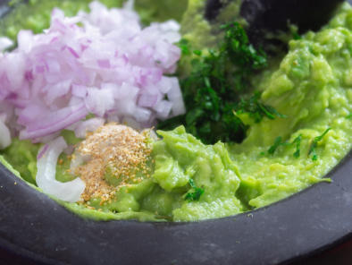 Guacamole casero - Fácil, sano y delicioso - Preparación paso 2