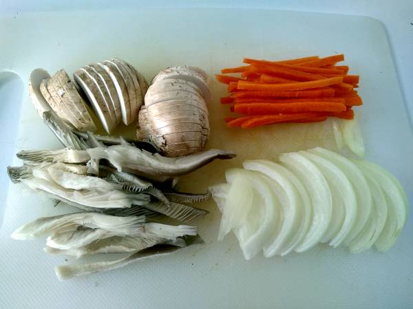 Salmón en papillote cocinado en sartén - Preparación paso 2