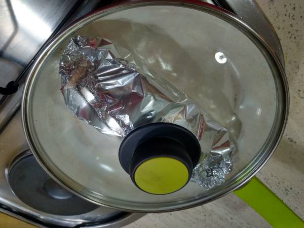 Salmón en papillote cocinado en sartén - Preparación paso 8