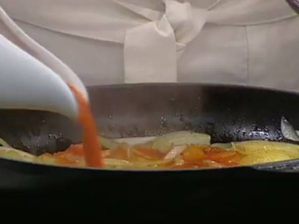 Coliflor en su jugo con Curry - Preparación paso 2