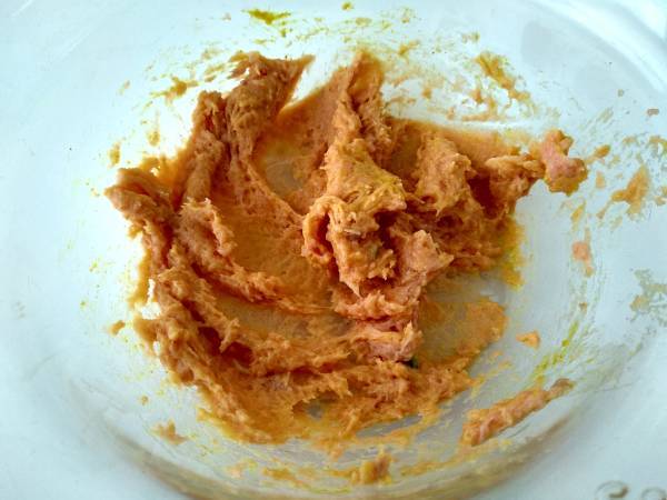 Hamburguesa de salmón con salsa tzatziki - Preparación paso 2