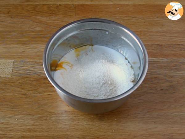 Flan de coco en microondas en 8 minutos - Preparación paso 2