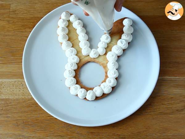 Tarta conejo de Pascua - Preparación paso 8