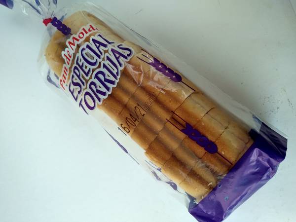 Torrijas de vino Moscatel con almíbar {En horno} - Preparación paso 3