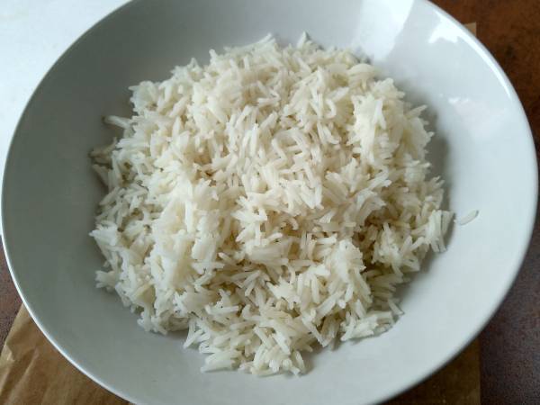 Huevos fritos con ajetes y salsa de soja {Receta Exprés china} - Preparación paso 1