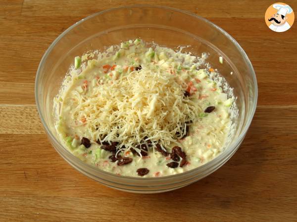 Cake de sémola con calabacín y zanahoria - Preparación paso 2