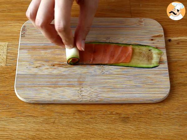 Rollitos de calabacín y salmón ahumado - Preparación paso 5