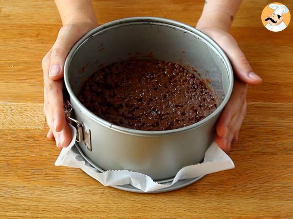 Cheesecake de Kinder Bueno sin horno - Preparación paso 1