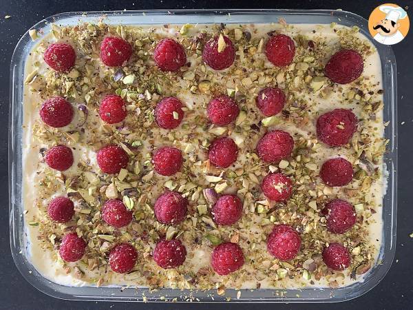 Tiramisú sin gluten de pistacho y frambuesas - Preparación paso 9