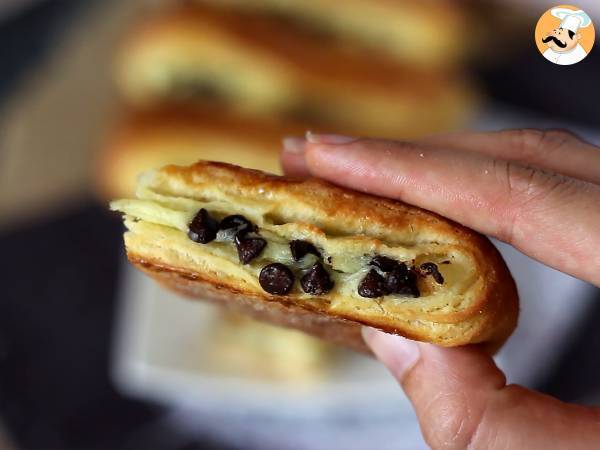 Brioche suizo con crema pastelera y pepitas de chocolate - Preparación paso 18