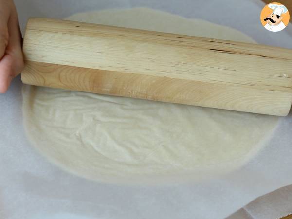 Estrella de brioche rellena de crema de cacao - Preparación paso 6