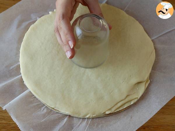 Estrella de brioche rellena de crema de cacao - Preparación paso 8