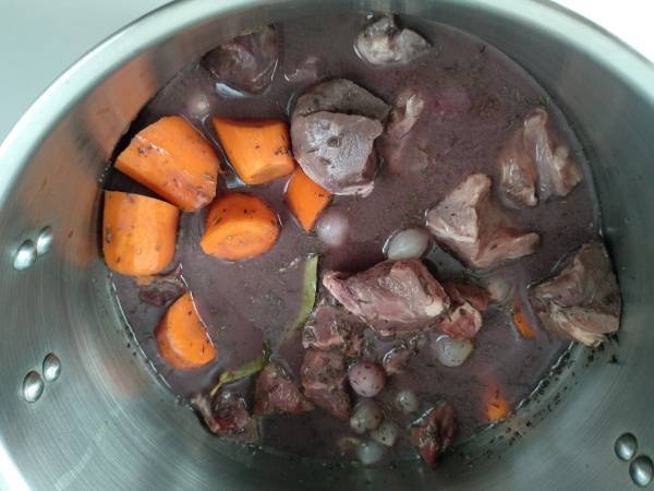 Ternera Bourguignon {Receta tradicional francesa} - Preparación paso 3