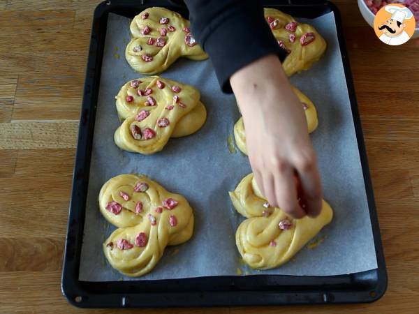 Corazón de brioche para San Valentín, muy tierno y esponjoso - Preparación paso 11