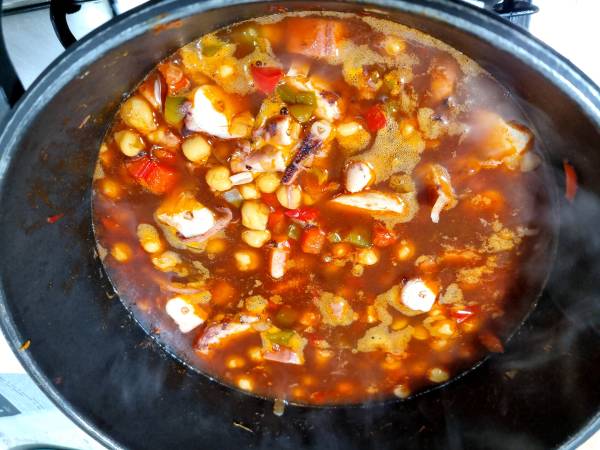Guiso de garbanzos con rejos - Preparación paso 9