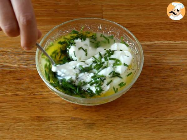 Batatas asadas al horno con salsa de yogur Skyr - Preparación paso 4