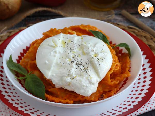 Pesto calabrese con pasta y burrata cremosa - Preparación paso 8