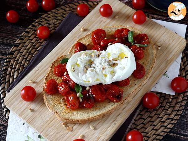 Bruschetta de tomate asado y burrata - Preparación paso 5