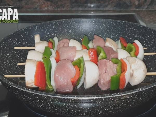 Brochetas de cerdo - Preparación paso 7