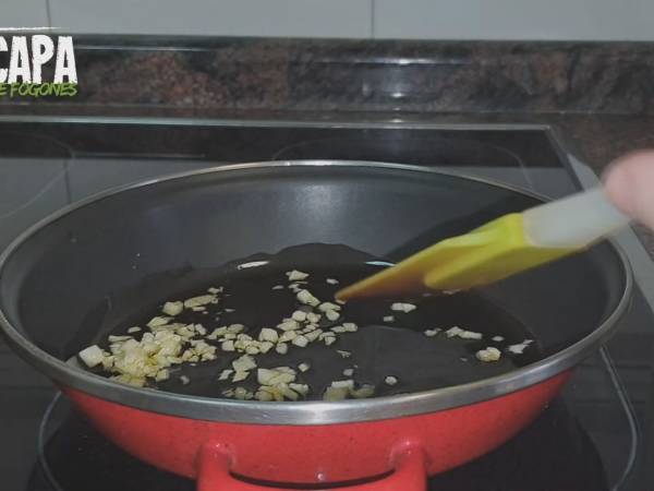 Merluza en salsa verde - Preparación paso 3