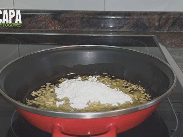 Merluza en salsa verde - Preparación paso 4