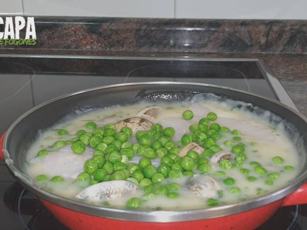 Merluza en salsa verde - Preparación paso 6