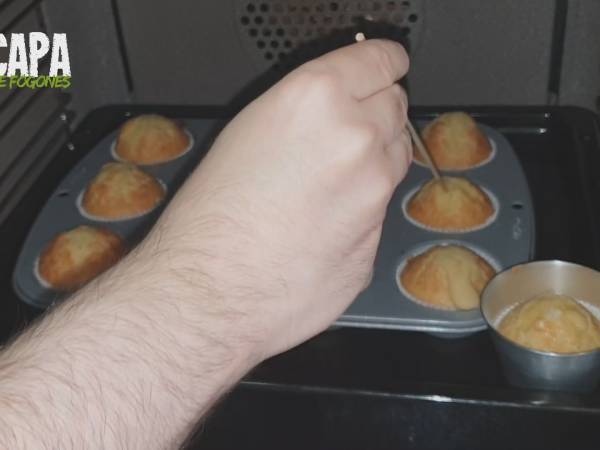 Magdalenas de mantequilla - Preparación paso 12