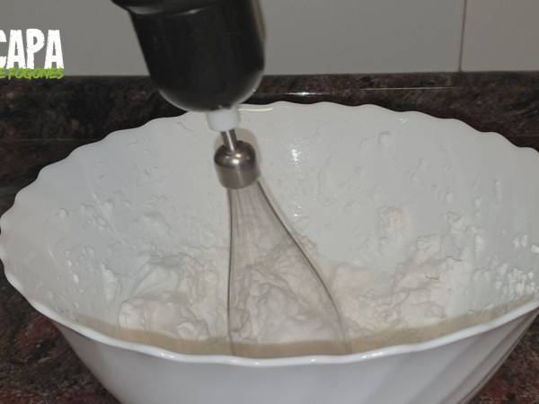 Mousse de turrón - Preparación paso 3