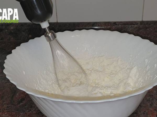 Mousse de turrón - Preparación paso 4