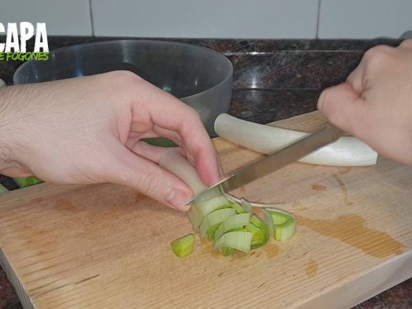 Sopa de pescado - Preparación paso 4