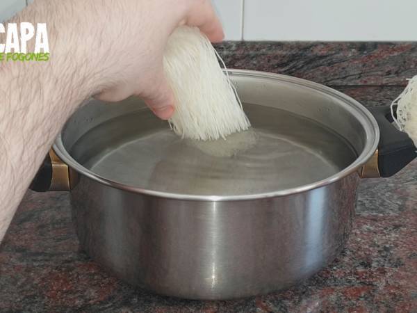 Fideo Chinos Fritos Tres Delicias - Preparación paso 1