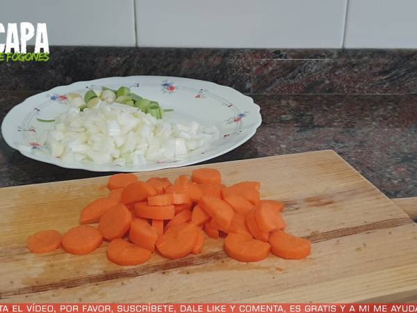 Sopa de pollo - Preparación paso 2