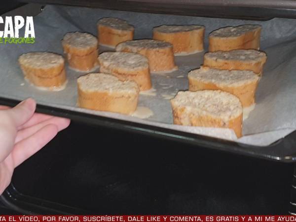 Torrijas de leche condensada al horno - Preparación paso 5